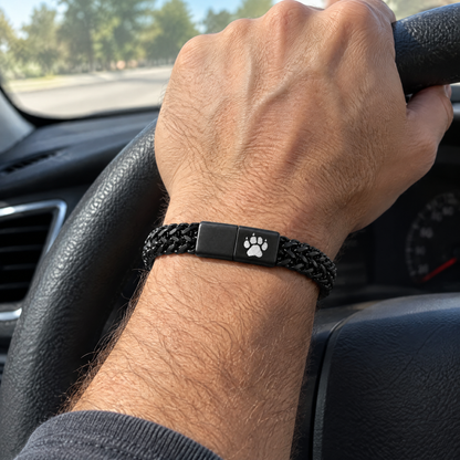 Raven Herren-Armband am Handgelenk getragen
