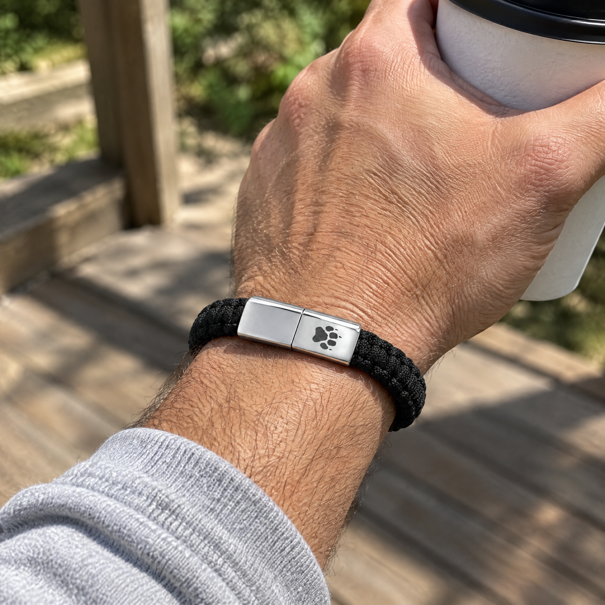 Trail Herren-Armband am Handgelenk getragen